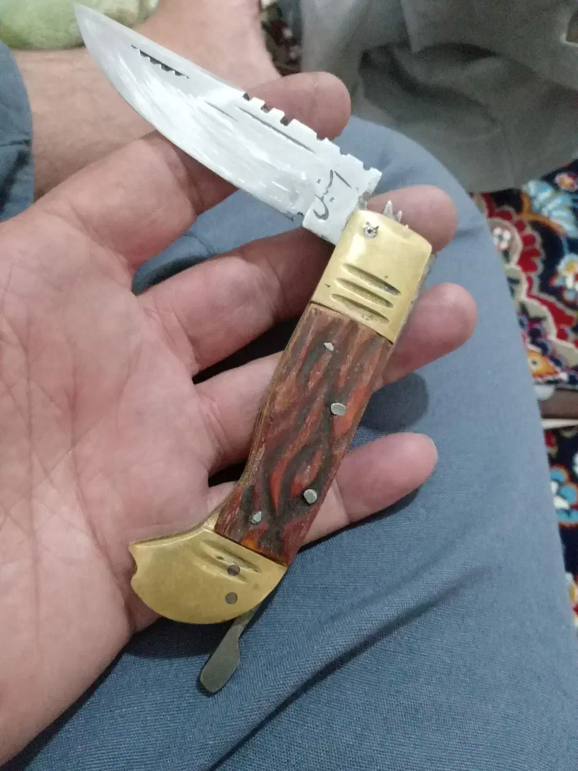 چاقو دنده ای سالم|کلکسیون اشیاء عتیقه|فارسان, |دیوار