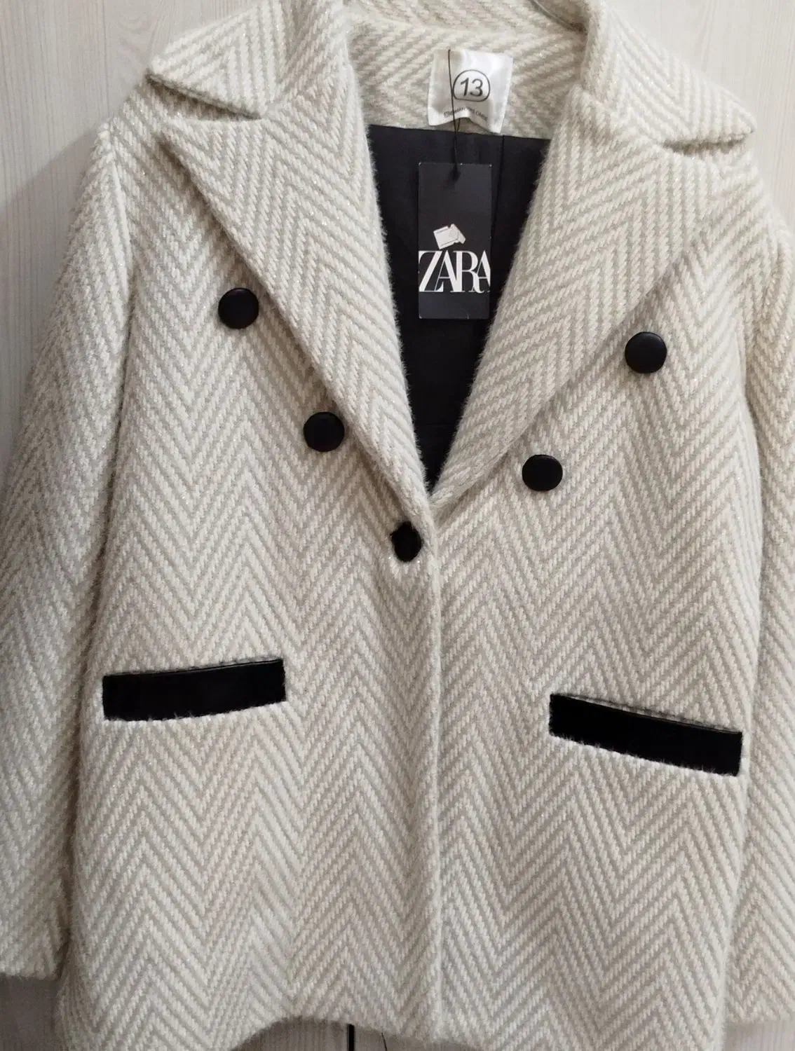 کت گرم .سالم ونو اصلا استفاده نشده .|لباس|تایباد, |دیوار