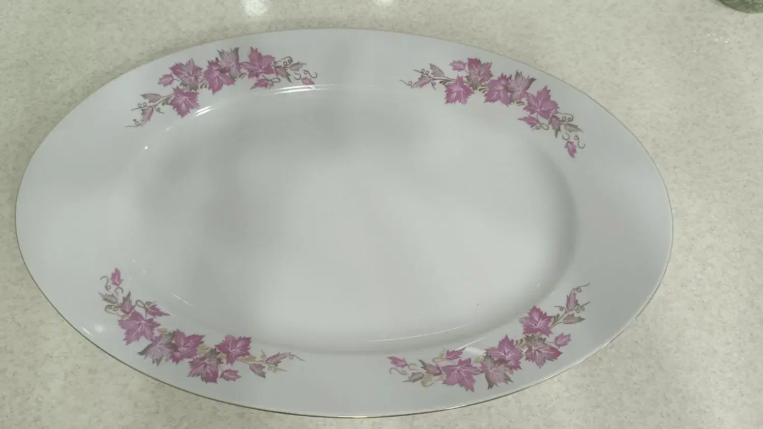 چینی زرین|ظروف سرو و پذیرایی|قم, باغ شریفی|دیوار