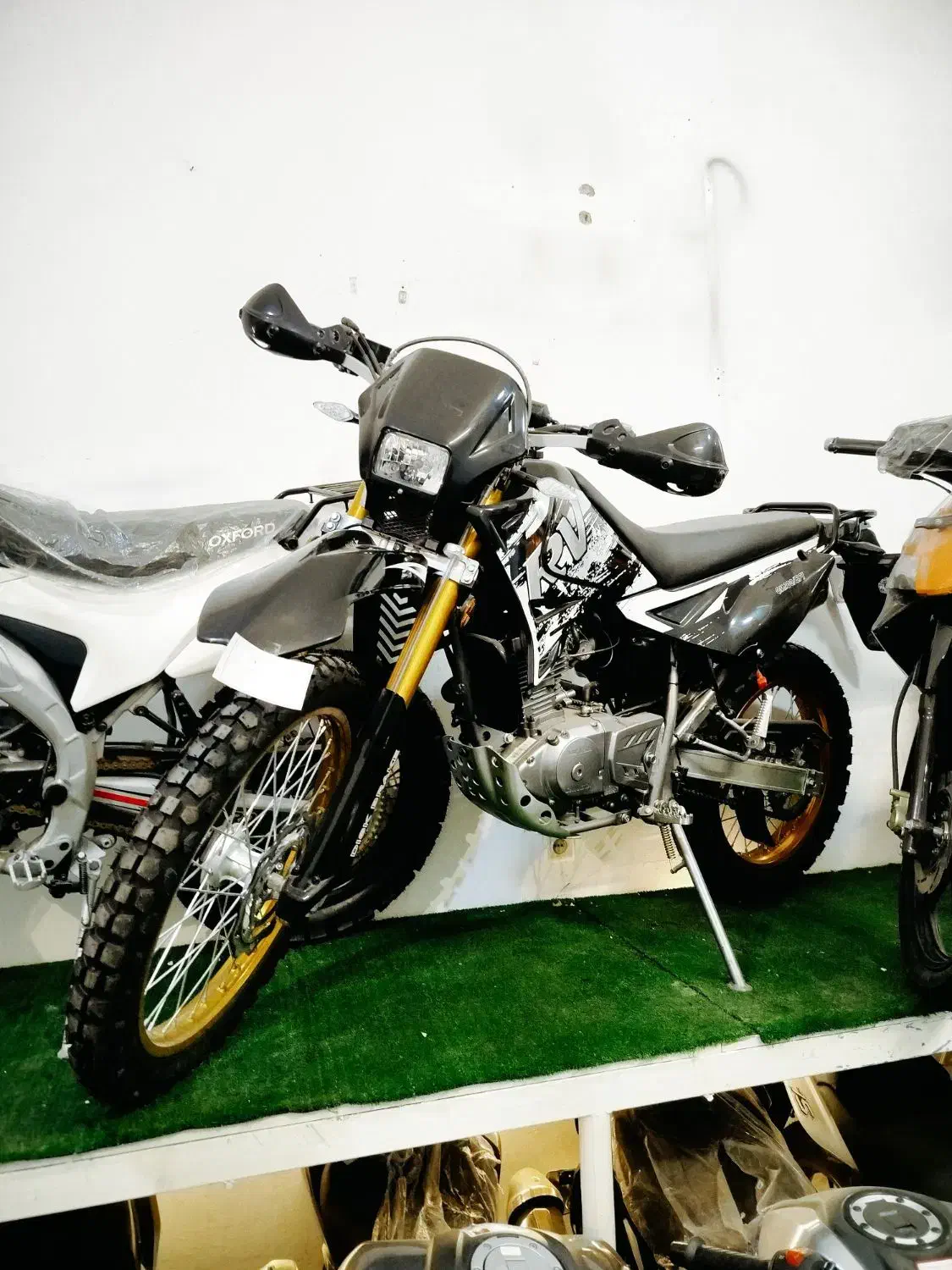 تریل روان 200 (آرین موتور)|موتورسیکلت|مشهد, وکیل‌آباد|دیوار