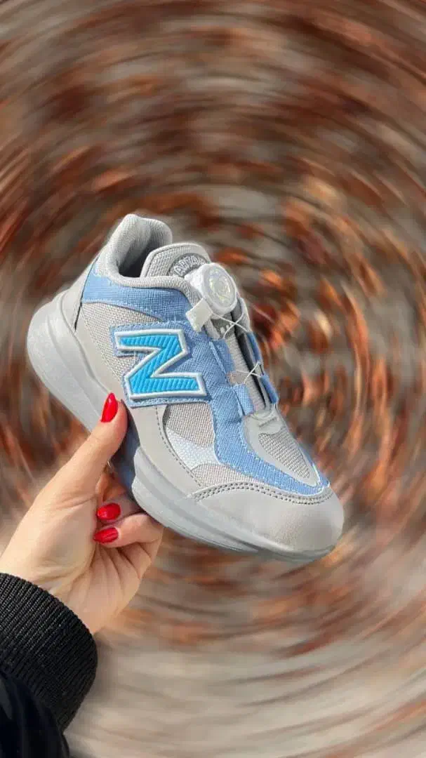 کفش مدارس new balance|کفش و لباس بچه|شیراز, سینما سعدی|دیوار
