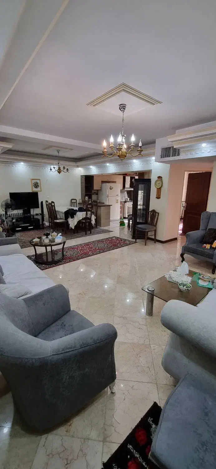 ۸۳متر ۲خواب تهرانپارس غربی اردیبهشت جنوبی ایزدپناه