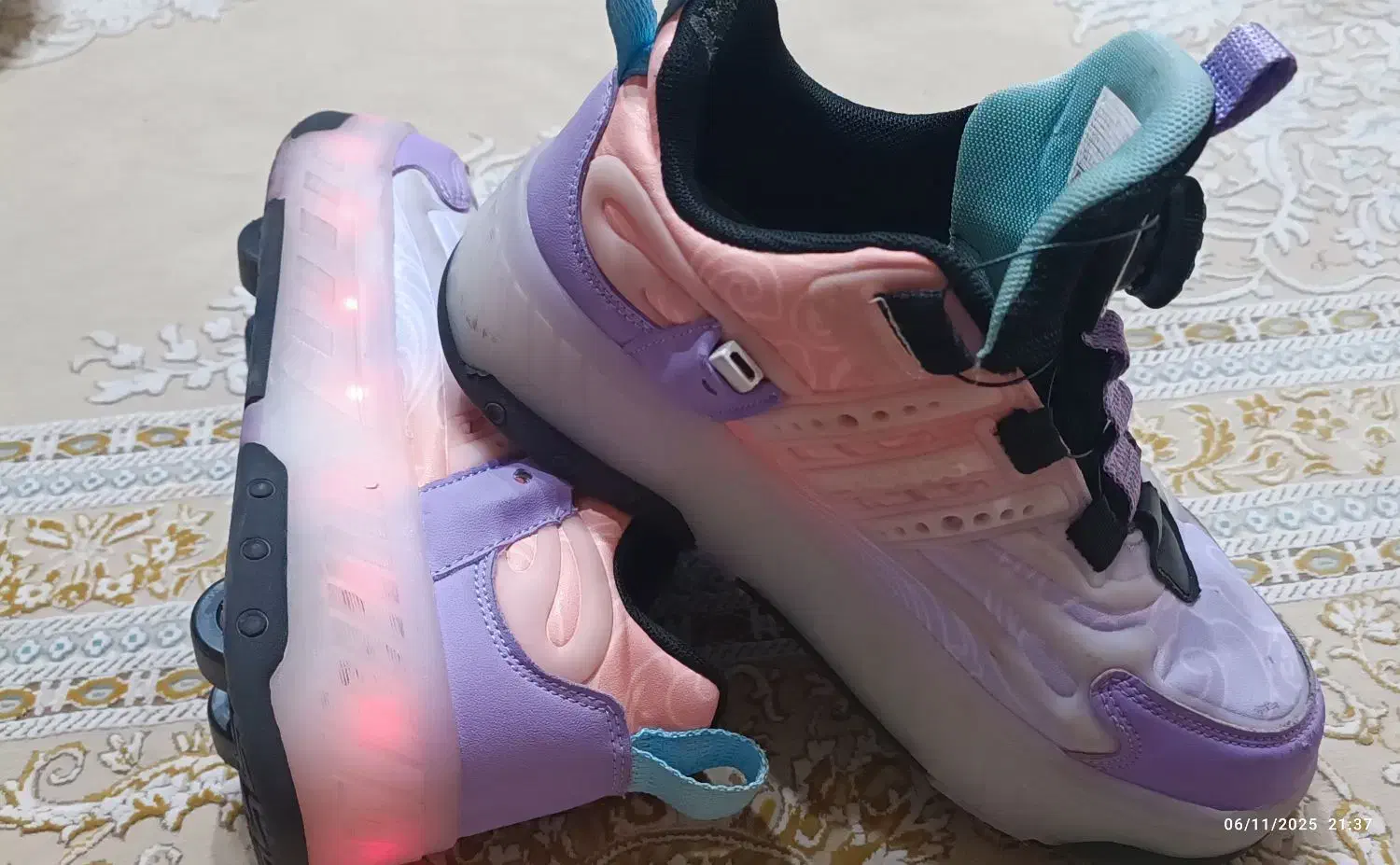 کفش  اسکیتی مارک بی کی جی|دوچرخه، اسکیت، اسکوتر|یاسوج, |دیوار