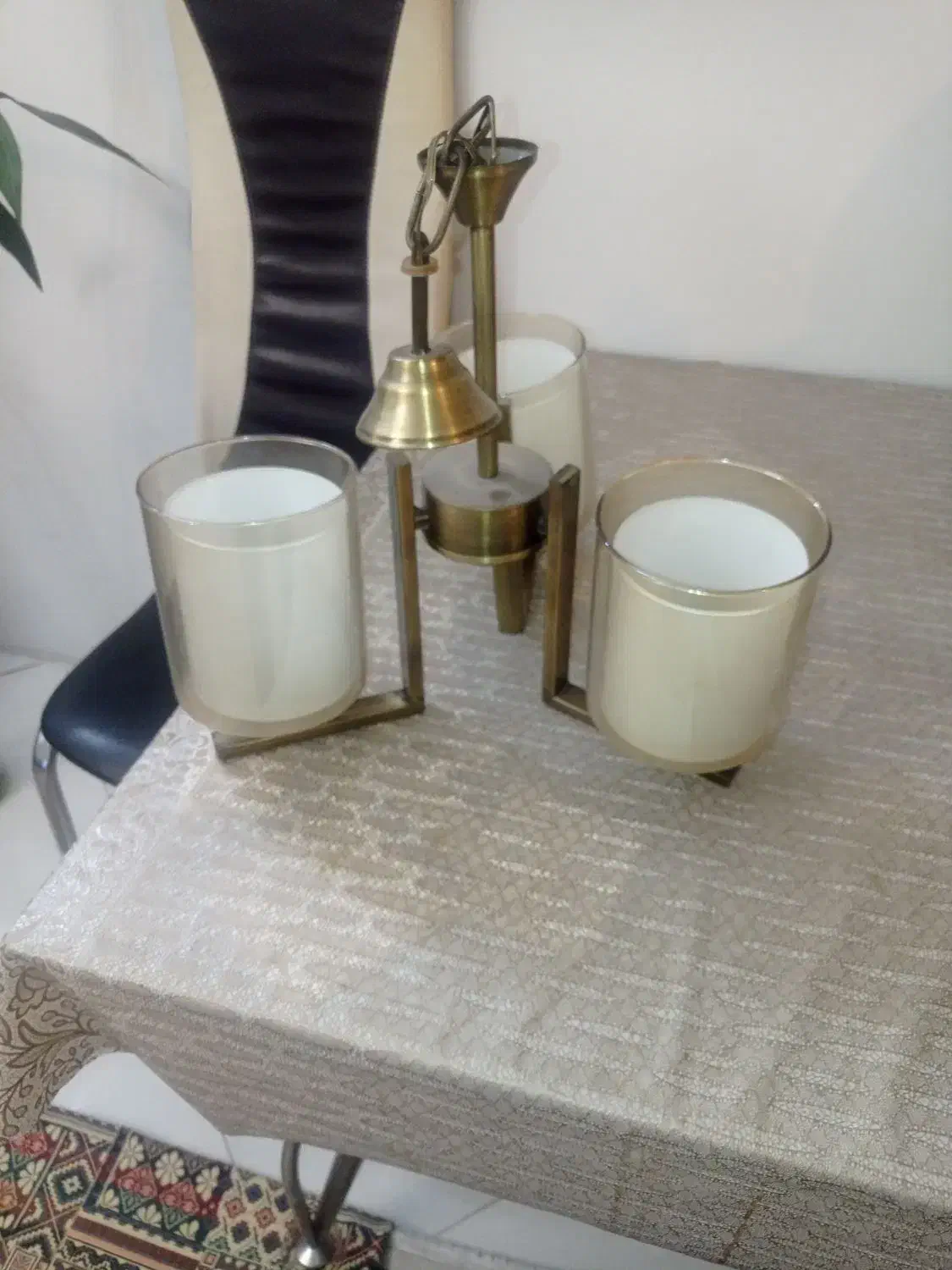 یک عدد لوستر 3شاخه.وسالم|لوستر و چراغ آویز|مشهد, نوید|دیوار