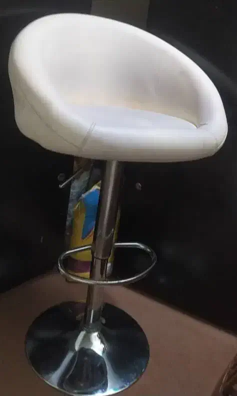 صندلی|صندلی و نیمکت|ساوه, |دیوار