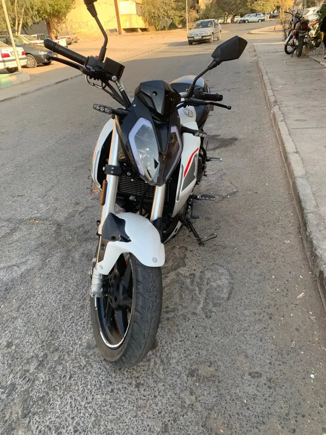 موتور سیکلت بنلی 180s|موتورسیکلت|تهران, قصر فیروزه ۲|دیوار