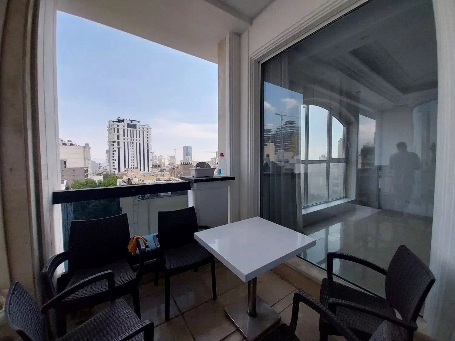 ۱۳۵متر ، برج باغ برند منطقه ،طبقه هفتم(آگهی حقیقی)