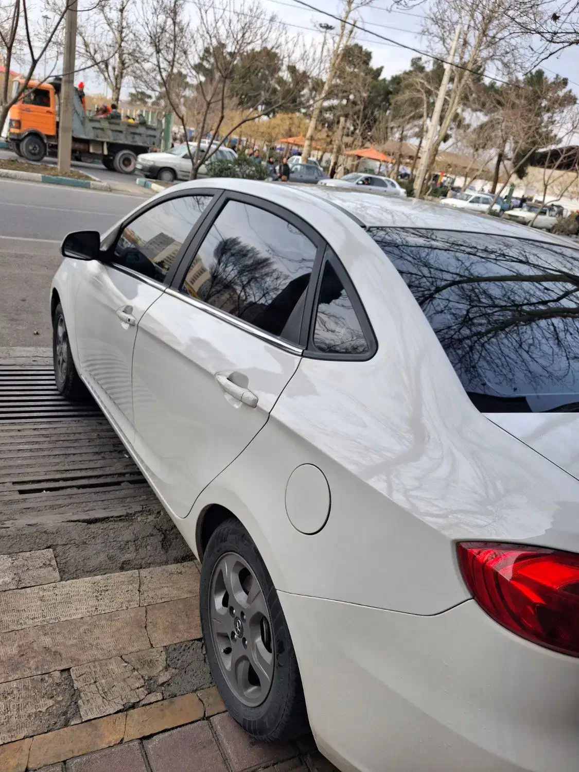 j4مدل ۱۴۰۲|خودرو سواری و وانت|تهران, صاحب الزمان|دیوار