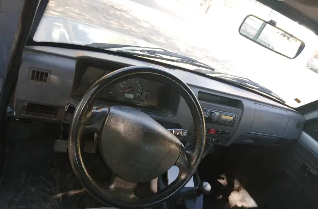 مزدا ۲۰۰۰ ژاپنی|خودرو سواری و وانت|شیراز, شهرک بهار|دیوار