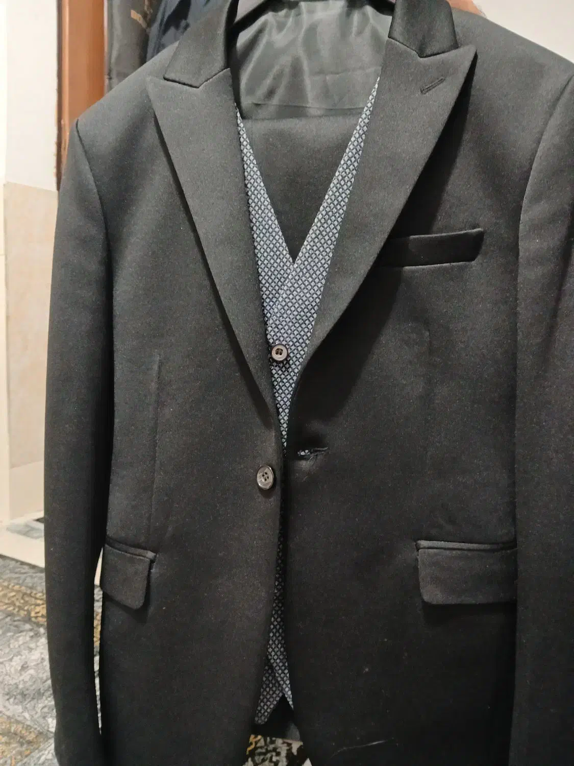کت و شلوار پسرانه همراه جلیقه شیک سایز ۴۴|لباس|قم, علی آباد سعدگان|دیوار