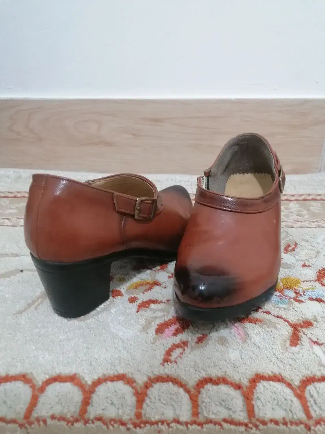 کفش|کیف، کفش، کمربند|قوچان, |دیوار