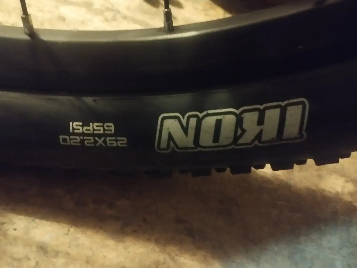 لاستیک دوچرخه سایز ۲۹ برند مکسیس|دوچرخه، اسکیت، اسکوتر|اصفهان, چرخاب|دیوار