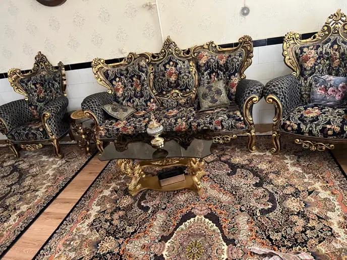 مبل ۹نفره سلطنتی|مبلمان خانگی و میز عسلی|آبیک, |دیوار