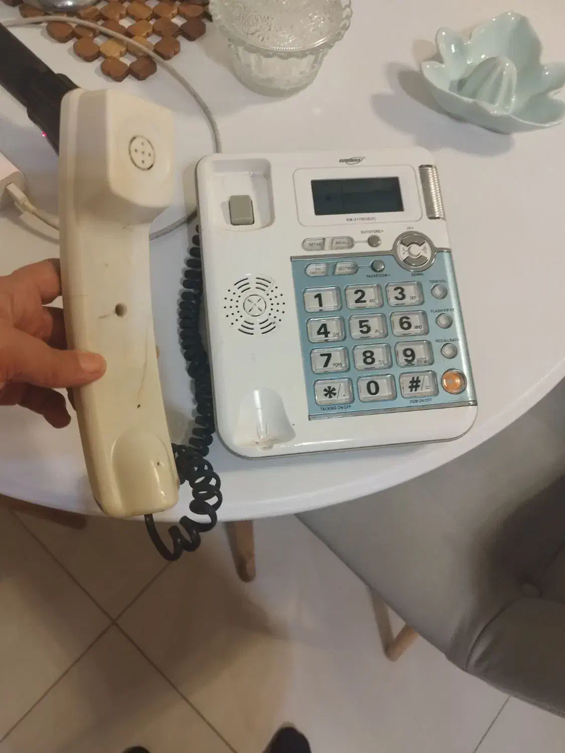 تلفن رومیزی|تلفن رومیزی|لاهیجان, شهید آوینی|دیوار