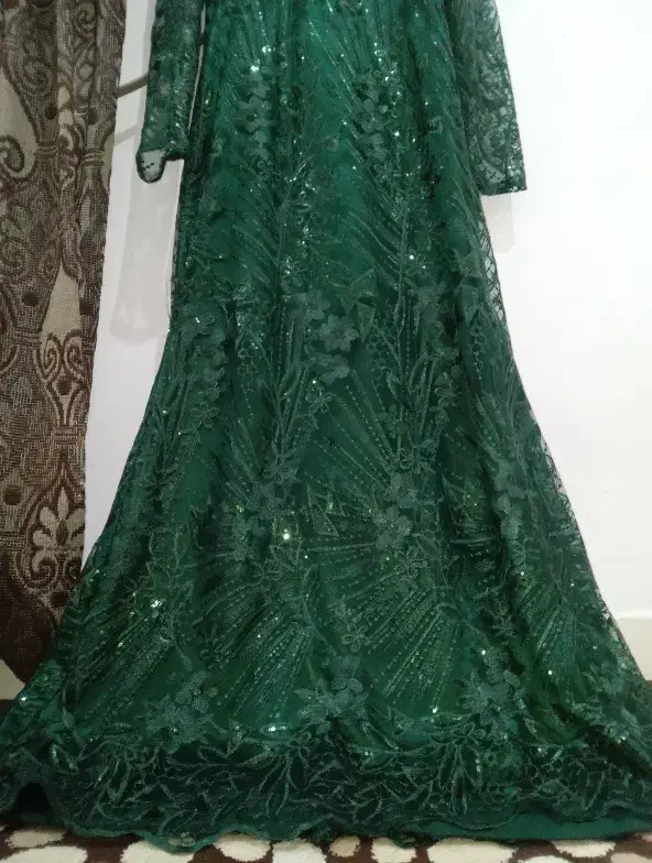 لباس مجلسی سبز یاقوتی|لباس|اهواز, بهارستان|دیوار