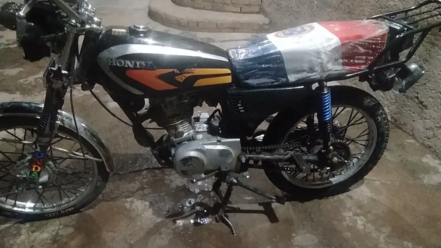 مدل 86 18000000|موتورسیکلت|ناغان, |دیوار