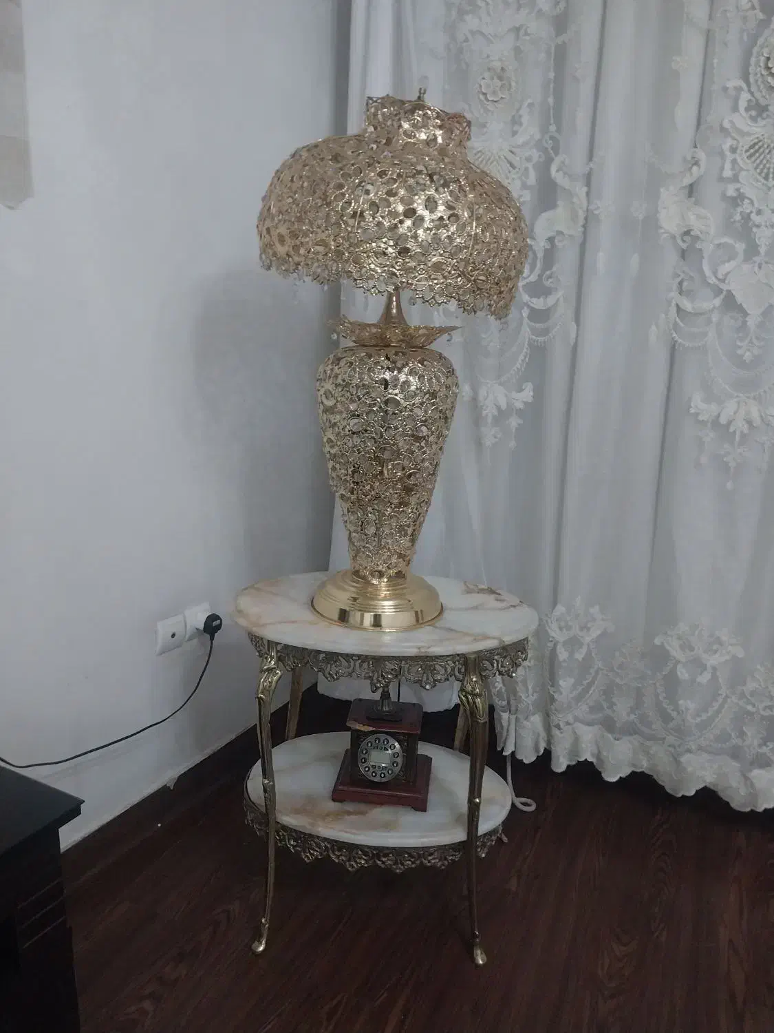 آباژور کاملا سالم ودر حد نو|چراغ خواب و آباژور|چهاردانگه (تهران), |دیوار