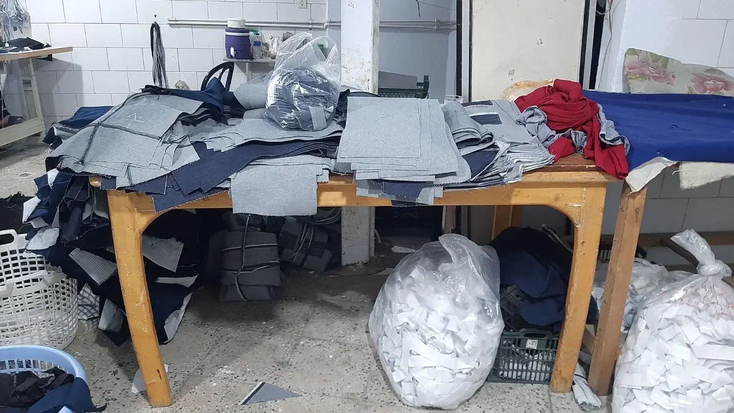 میز اتو وبرش|لوازم خیاطی و بافتنی|ملایر, |دیوار