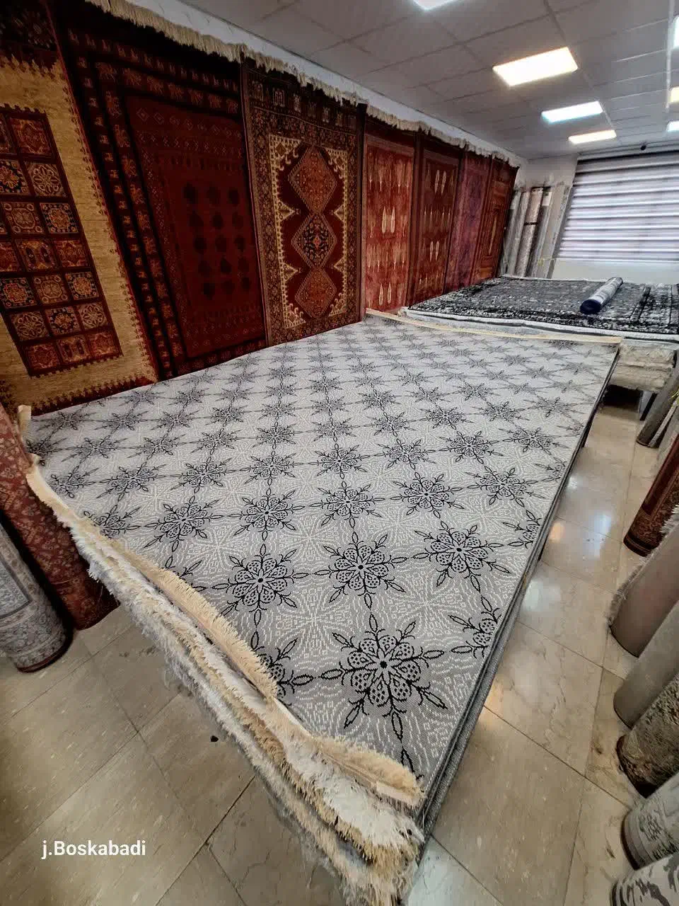 گلیم تبریز سایز ۱۵۰ در ۱ مدل ورساچ طلایی|گلیم، جاجیم، گبه|مشهد, امیر المومنین|دیوار