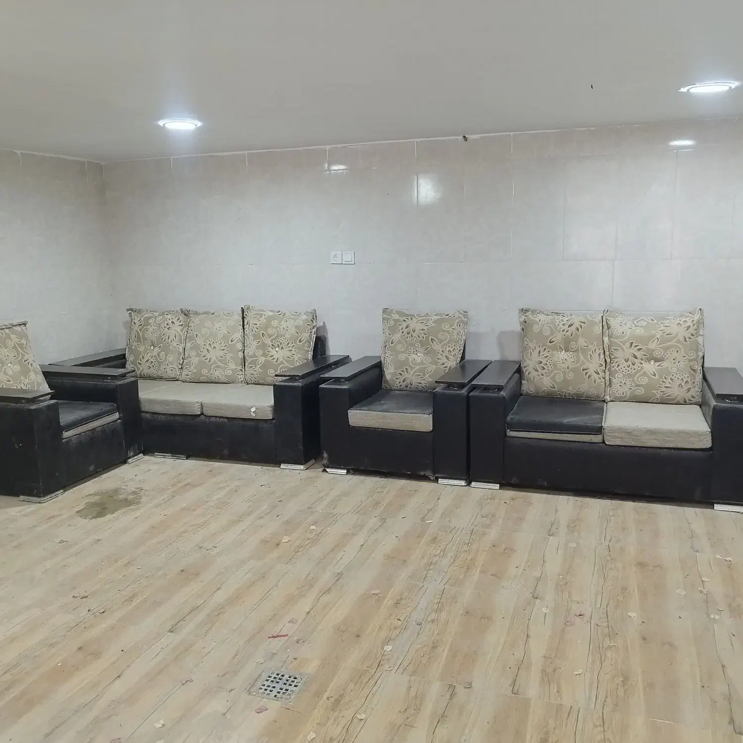 مبل ۷نفره درحدنو دورو|مبلمان خانگی و میز عسلی|برازجان, |دیوار