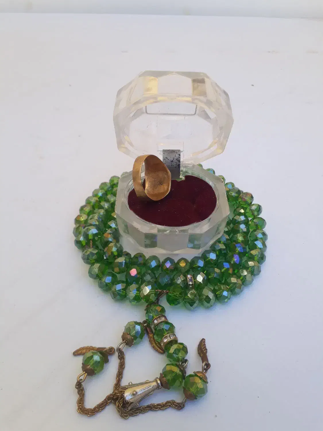 انگشتر نقش صلیب طلایی قدیمی  ۶۰۰ هزار توکان|جواهرات|قم, خاکفرج|دیوار