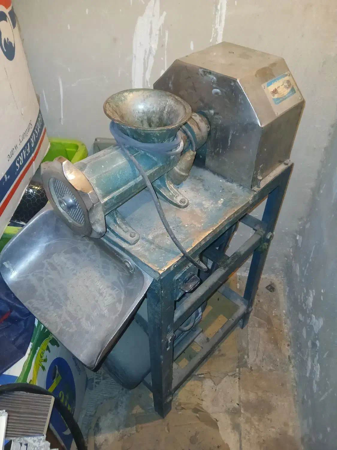 چرخ گوشت صنعتی|کافی‌شاپ و رستوران|تهران, افسریه جنوبی|دیوار