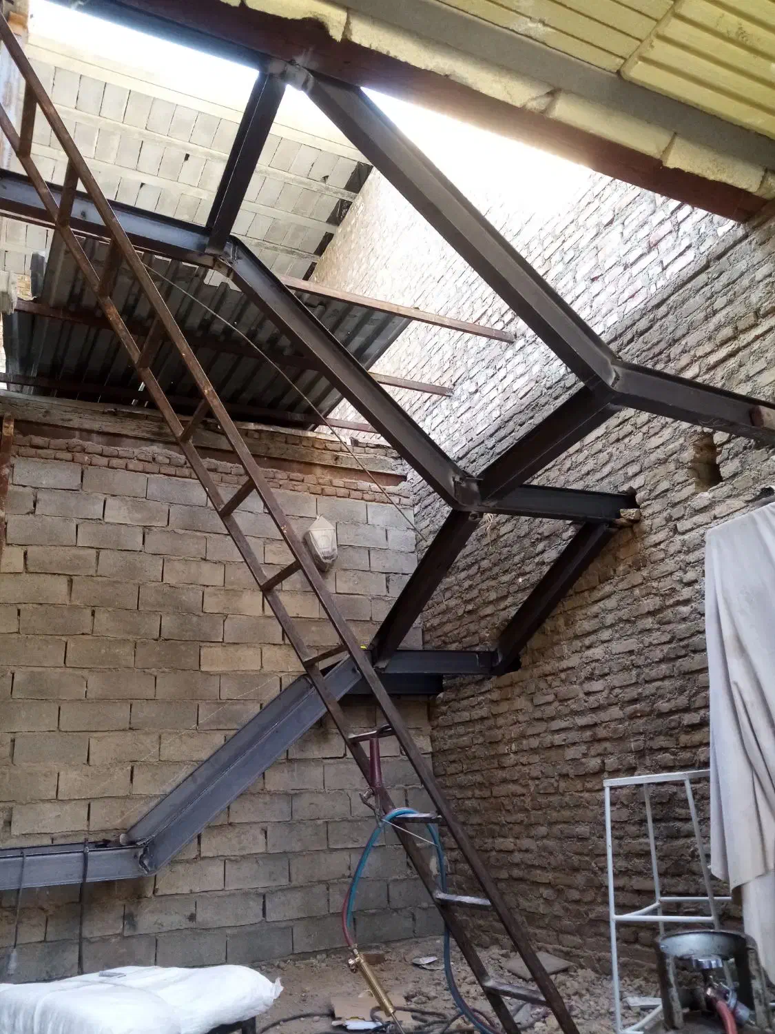 جوشکاری|خدمات پیشه و مهارت|بوکان, |دیوار