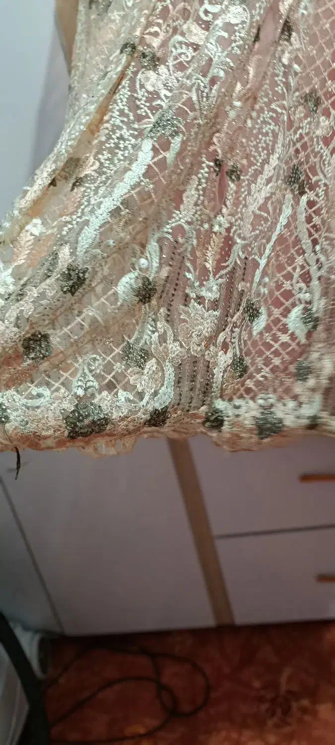 لباس|لباس|لردگان, |دیوار