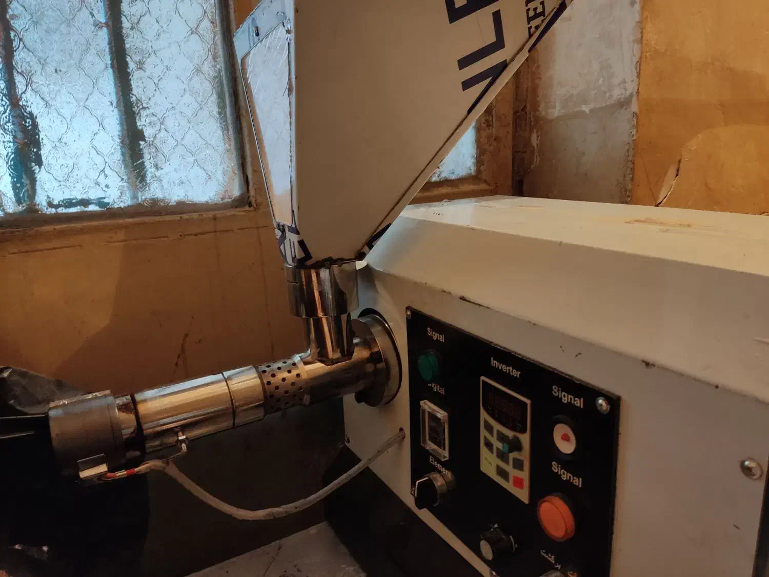 یک عدد دستگاه روغن گیری|ماشین‌آلات صنعتی|اهواز, بیست متری شهرداری|دیوار