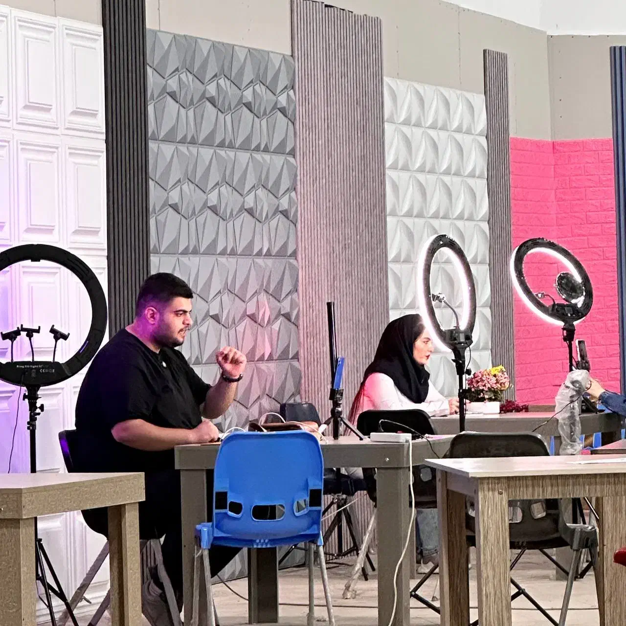 ادمین تولید محتوا حضوری اینستاگرام + آموزش رایگان|استخدام رایانه و فناوری اطلاعات|تهران, وردآورد|دیوار