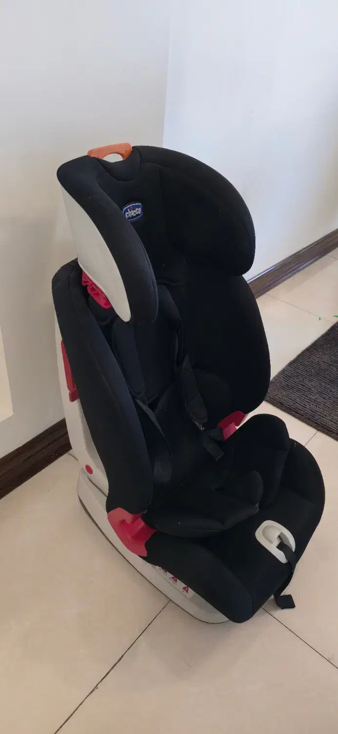 صندلی ماشین کودک چیکو|تخت و صندلی بچه|تهران, زرکش|دیوار