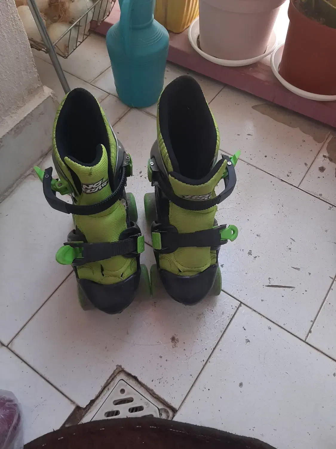 اسکیت سایز ۳۲ تا ۳۶ خارجی|دوچرخه، اسکیت، اسکوتر|شهریار, یوسف آباد صیرفی|دیوار