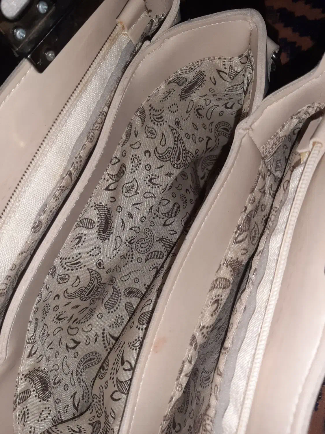 کیف کرم اسپرت ساده|کیف، کفش، کمربند|خرم‌آباد, |دیوار