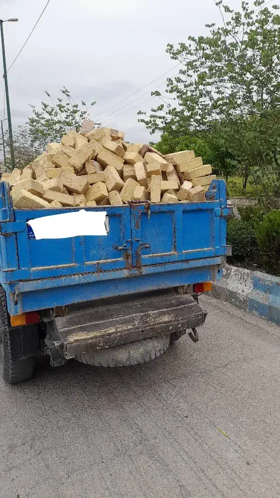 خاک برداری ساختمان و نخاله تهیه ماسه شن نیسان جکی|خدمات حمل و نقل|خرم‌آباد, |دیوار