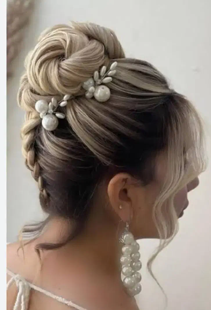 میکاپ و شینیون فقط ۵۰۰|خدمات آرایشگری و زیبایی|مشهد, ایثارگران|دیوار