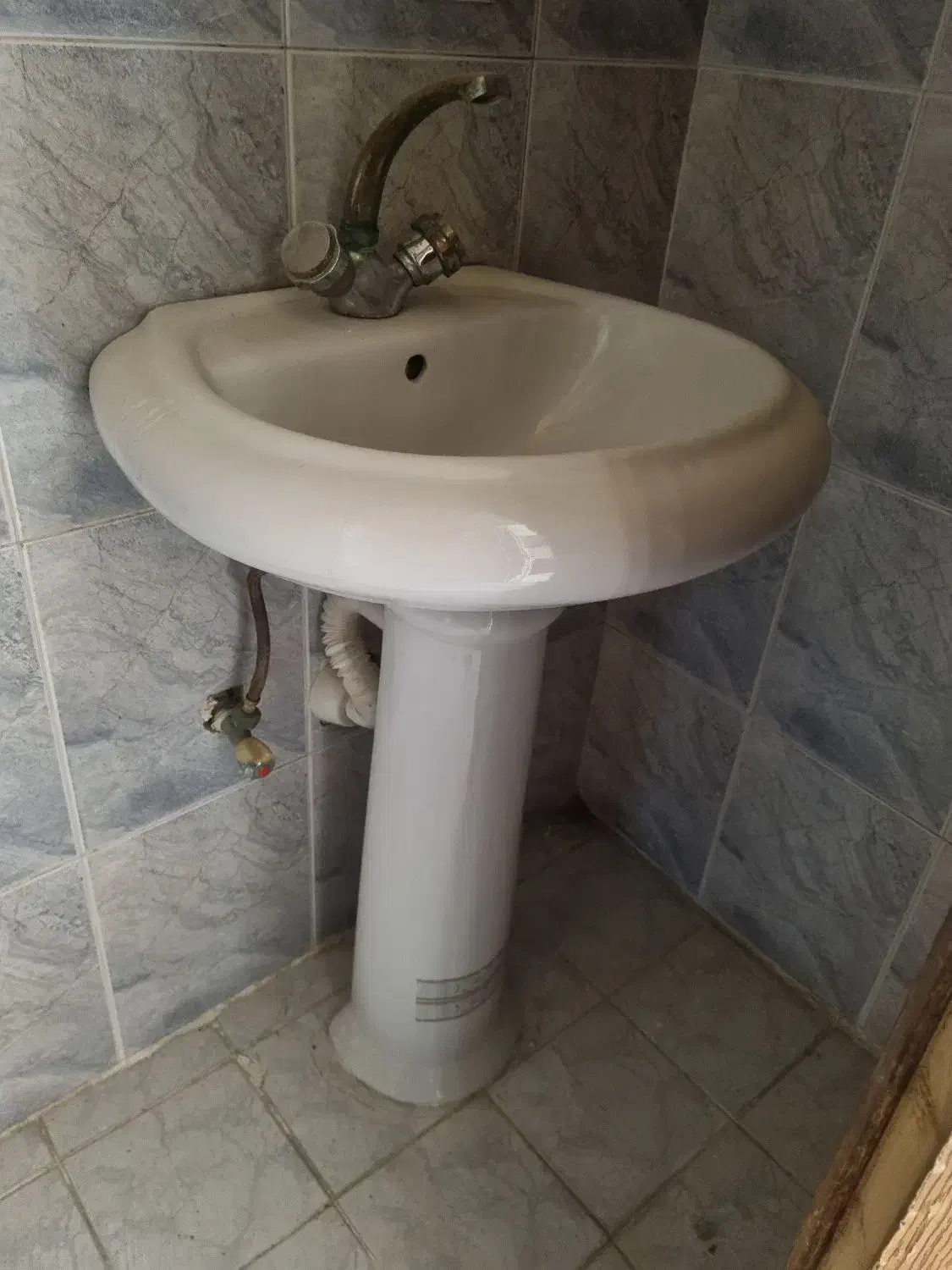 توالت فرنگی و روشور|لوازم سرویس بهداشتی|اصفهان, دشتستان|دیوار