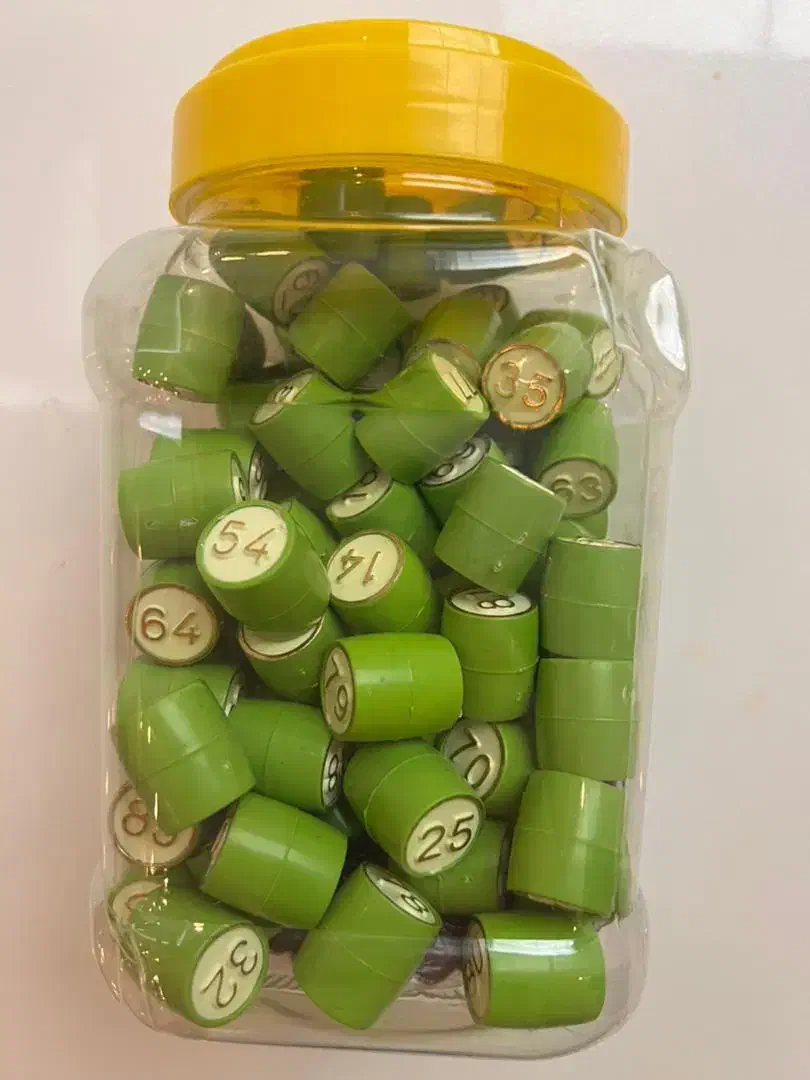 عروسک اسباب بازی|اسباب‌بازی بچه|رشت, گلسار|دیوار