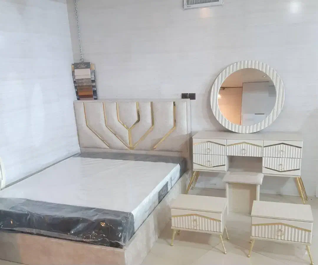 سرویس خواب|تخت و سرویس خواب|لار, |دیوار