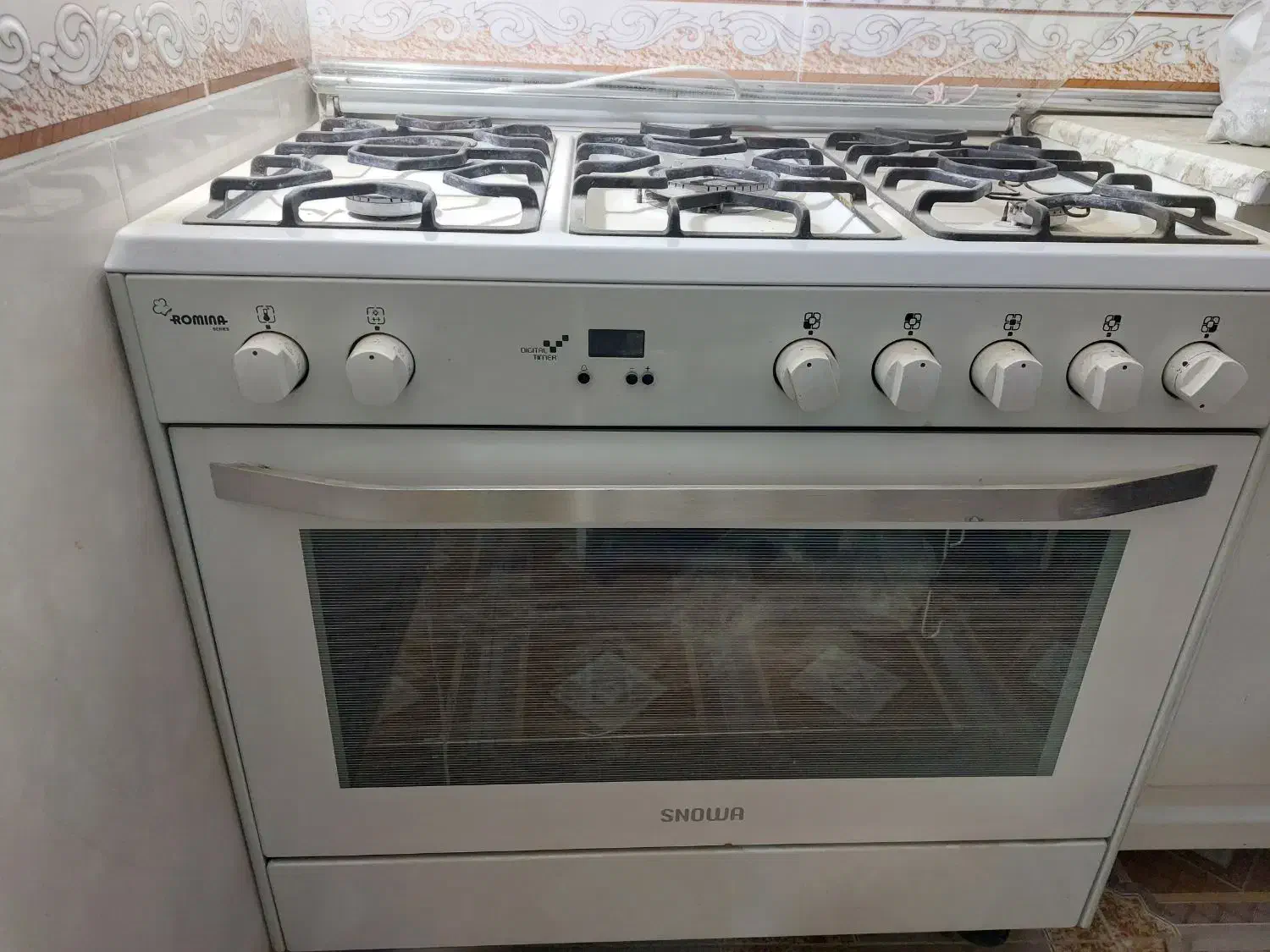 اجاق گاز فر اسنوا|اجاق گاز و لوازم برقی پخت‌وپز|صحنه, |دیوار