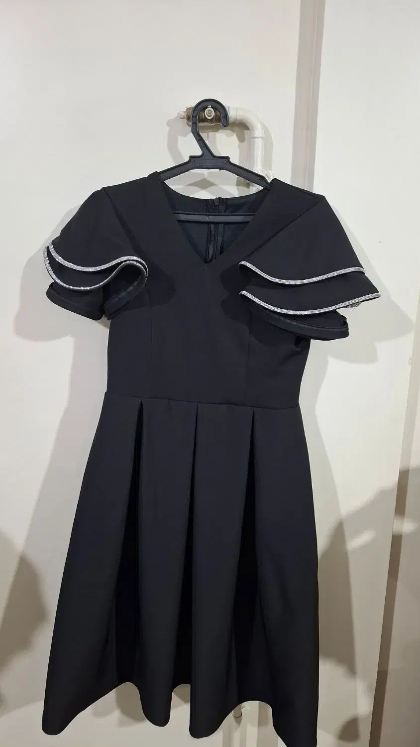 پیراهن مجلسی کوتاه|لباس|قدس, شهرقدس|دیوار