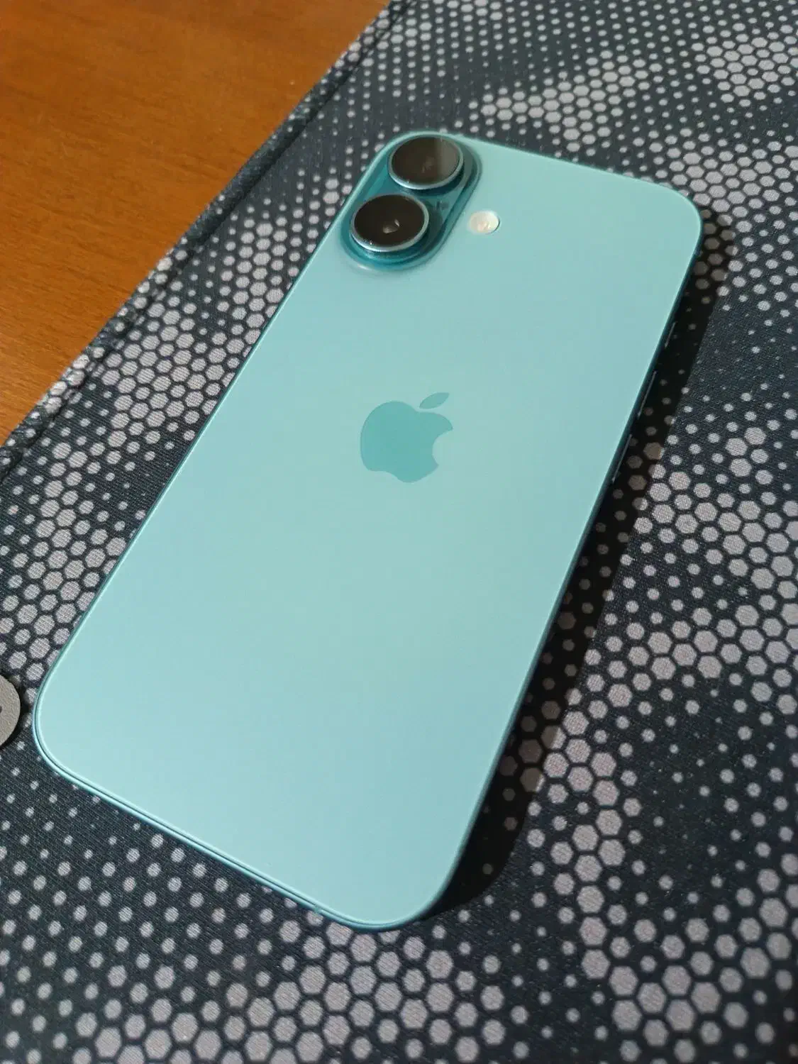 iphone 16 128|موبایل|تهران, درکه|دیوار