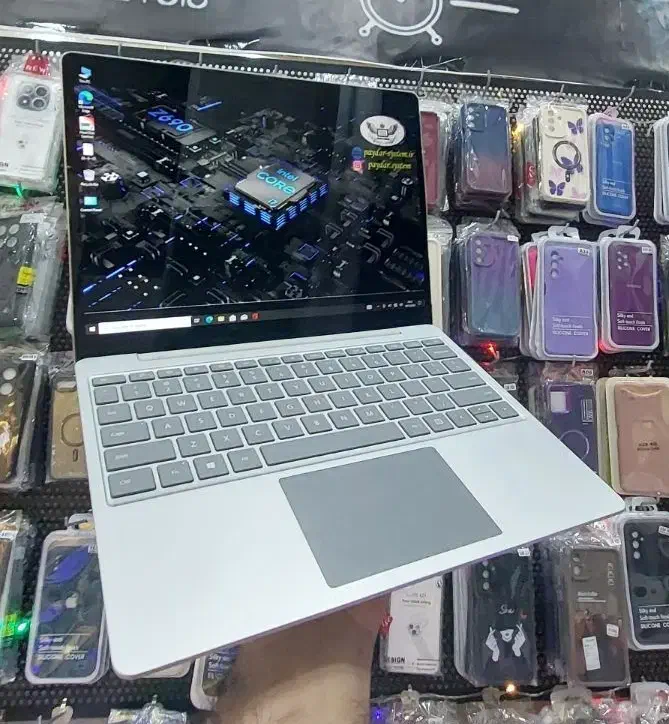 Surface GO|رایانه همراه|محمدیه-قزوین, |دیوار