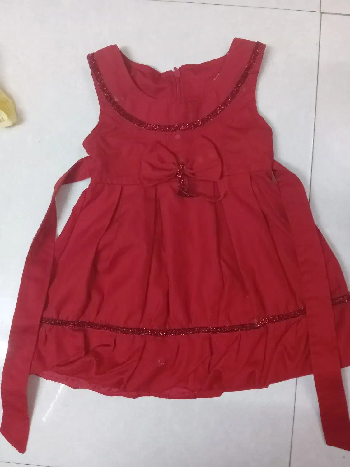 زیبا و کاملا تمیز|کفش و لباس بچه|یزد, |دیوار