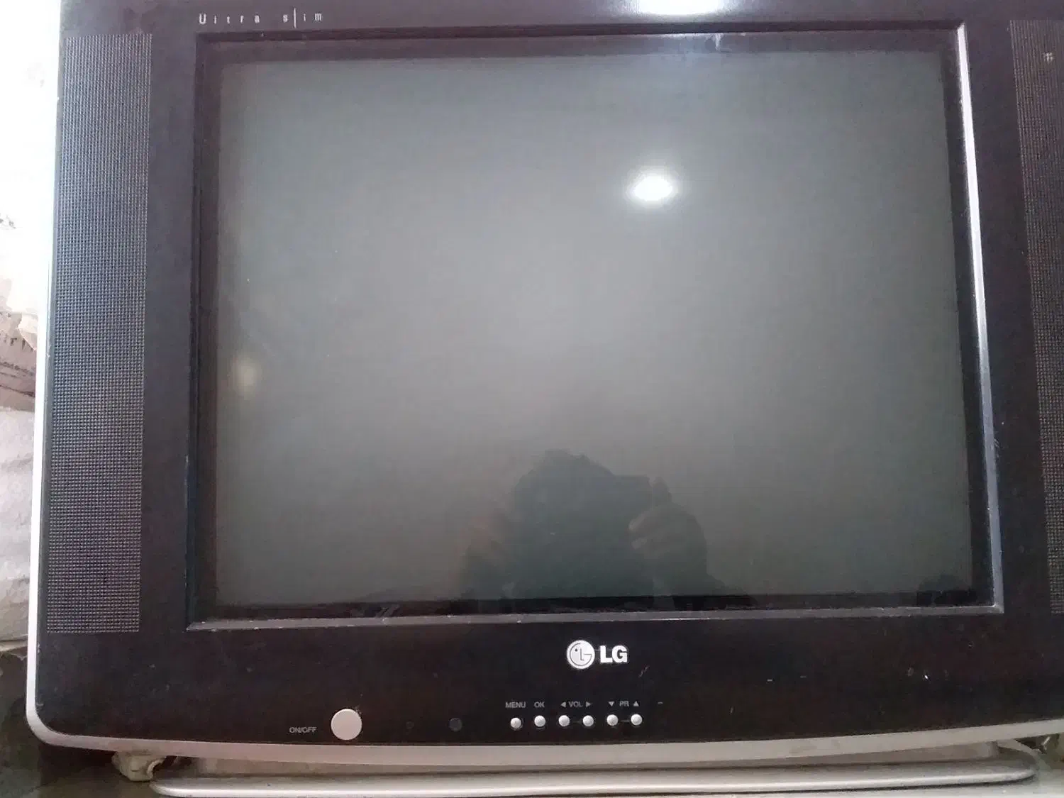 تلویزیون سالم با کنتورل|تلویزیون و پروژکتور|شوشتر, |دیوار