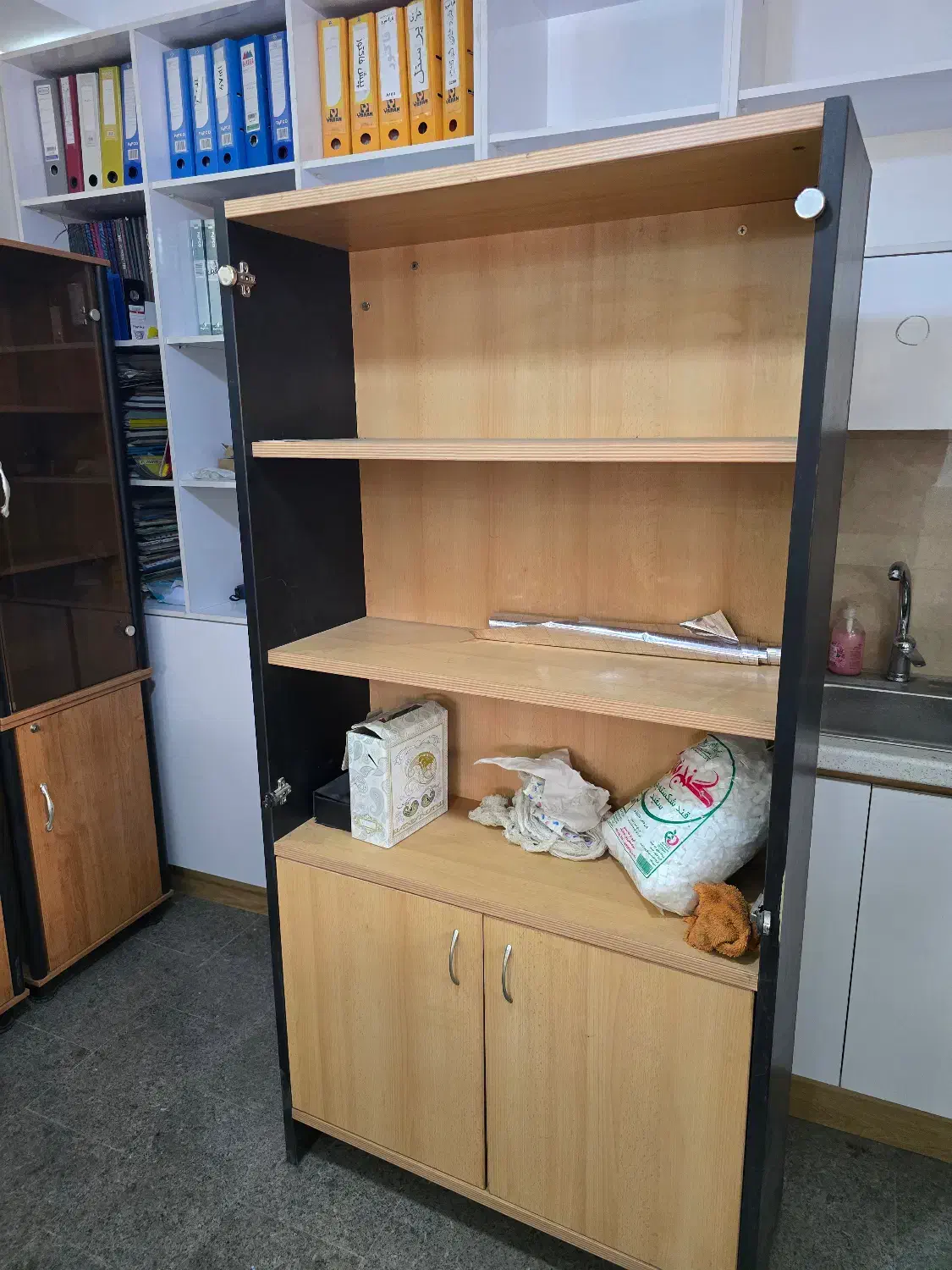 کتابخانه|کتابخانه، شلف، قفسههای دیواری|فشاپویه, |دیوار