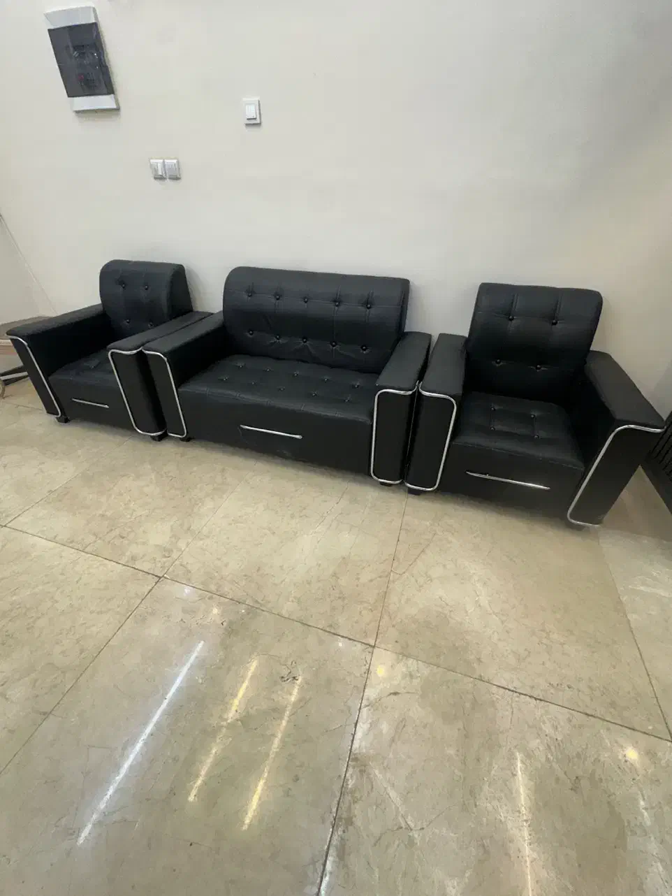 ست مبلمان اداری چهار نفره چرمی|مبلمان اداری|اصفهان, باغ زرشک|دیوار