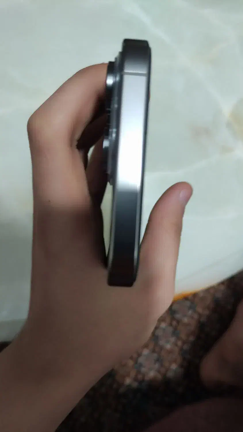 گوشی آیفون 16 طرح|موبایل|تبریز, |دیوار