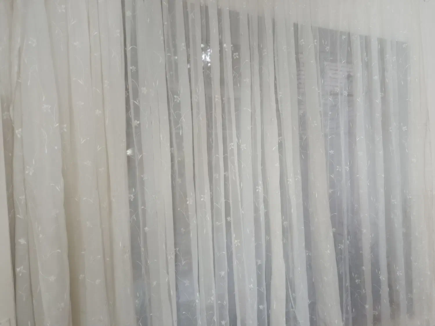 پرده هادرحد نو با ابعاد بزرگ یه بارهم شست‌وشو نشده|پرده، رانر، رومیزی|بجنورد, |دیوار