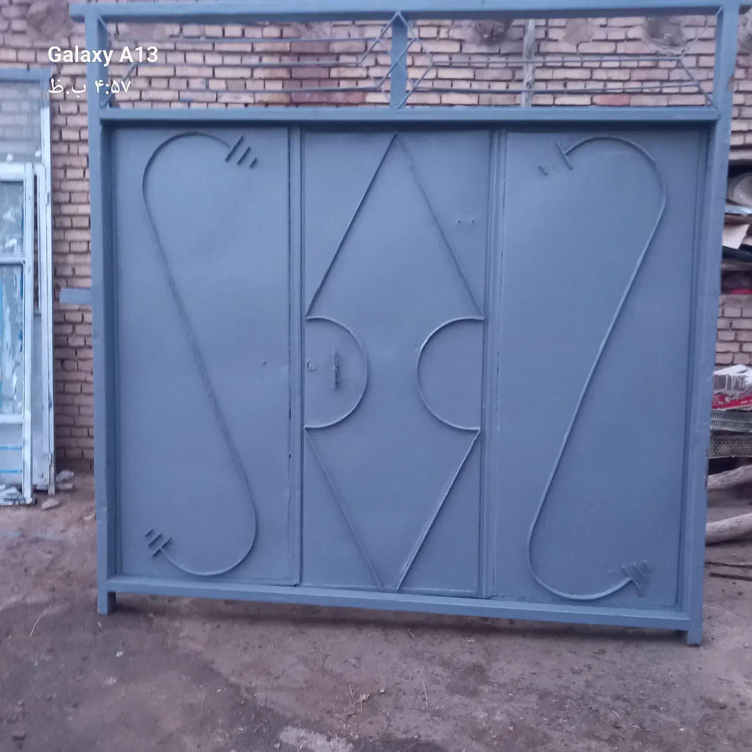 در حیاط|مصالح و تجهیزات ساختمان|مرند, |دیوار