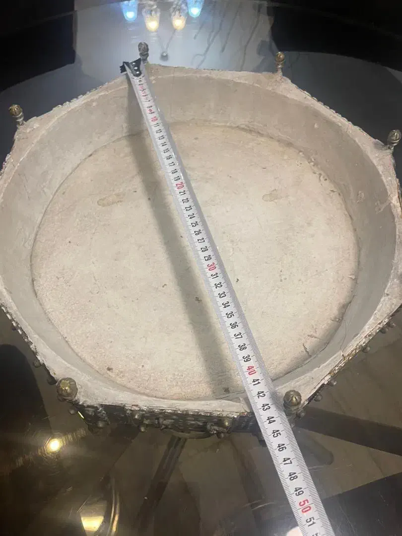 منقل برنجی قاجاری با قطر ۴۴ سانت|کلکسیون اشیاء عتیقه|کرمان, |دیوار